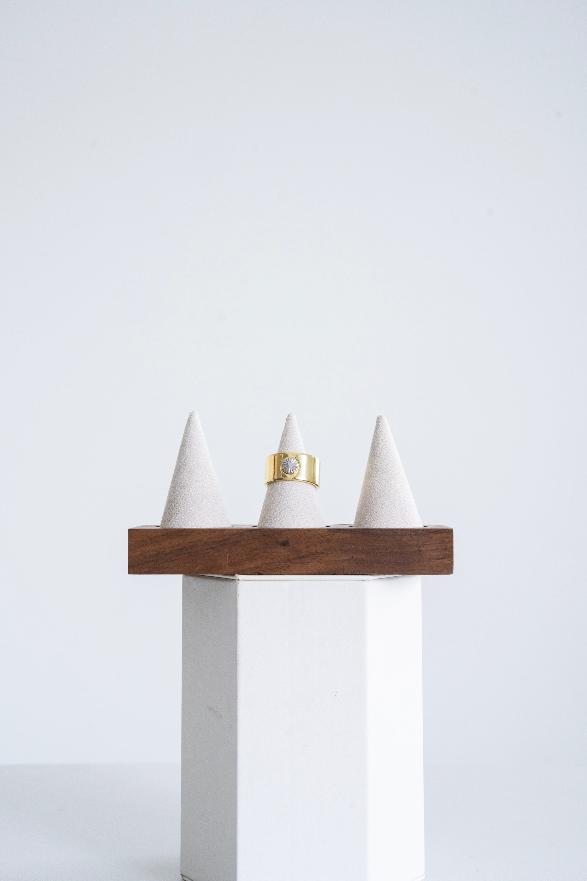 081 Psychic Ring