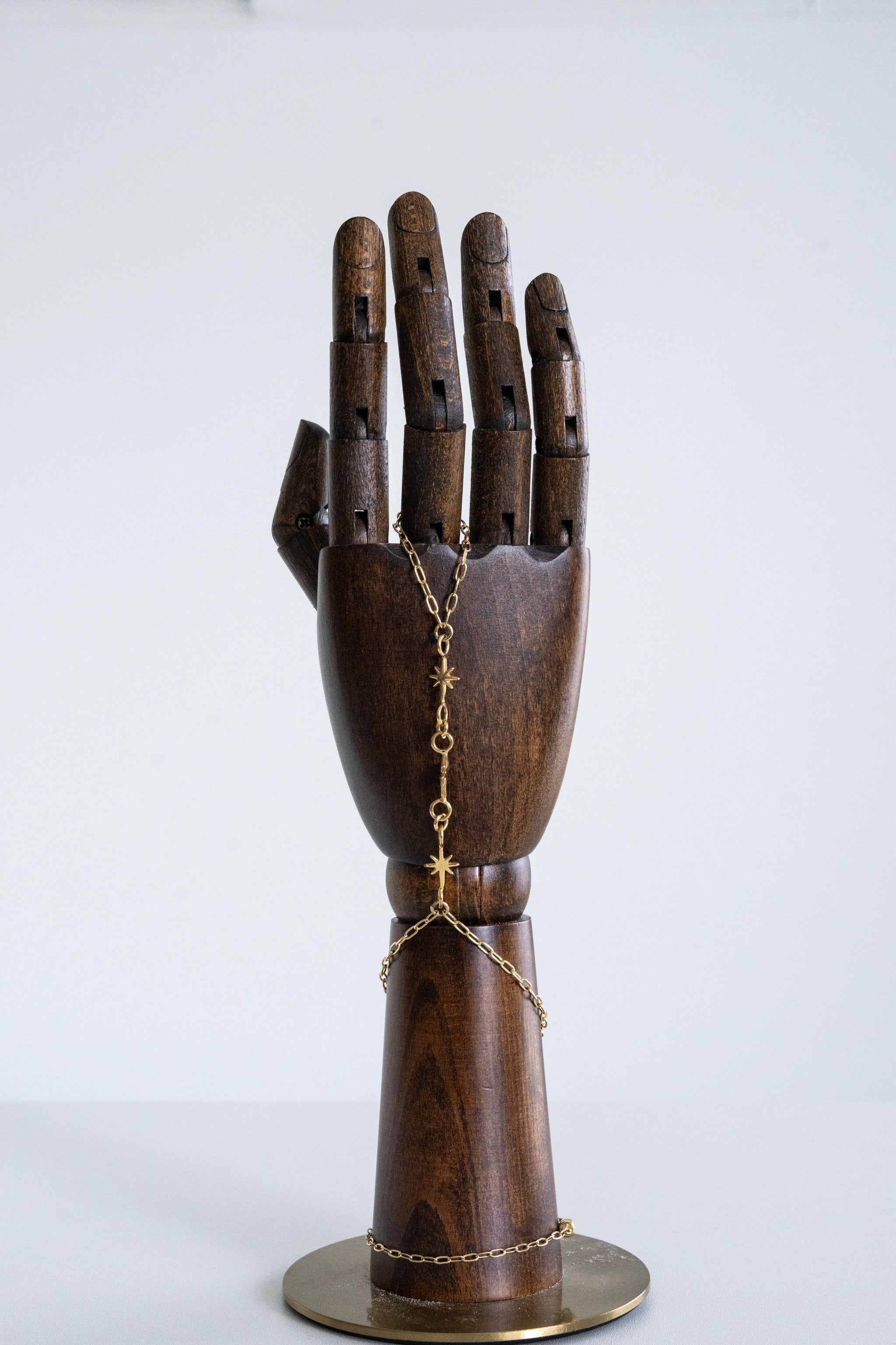 090 Shooting Star Hand Chain