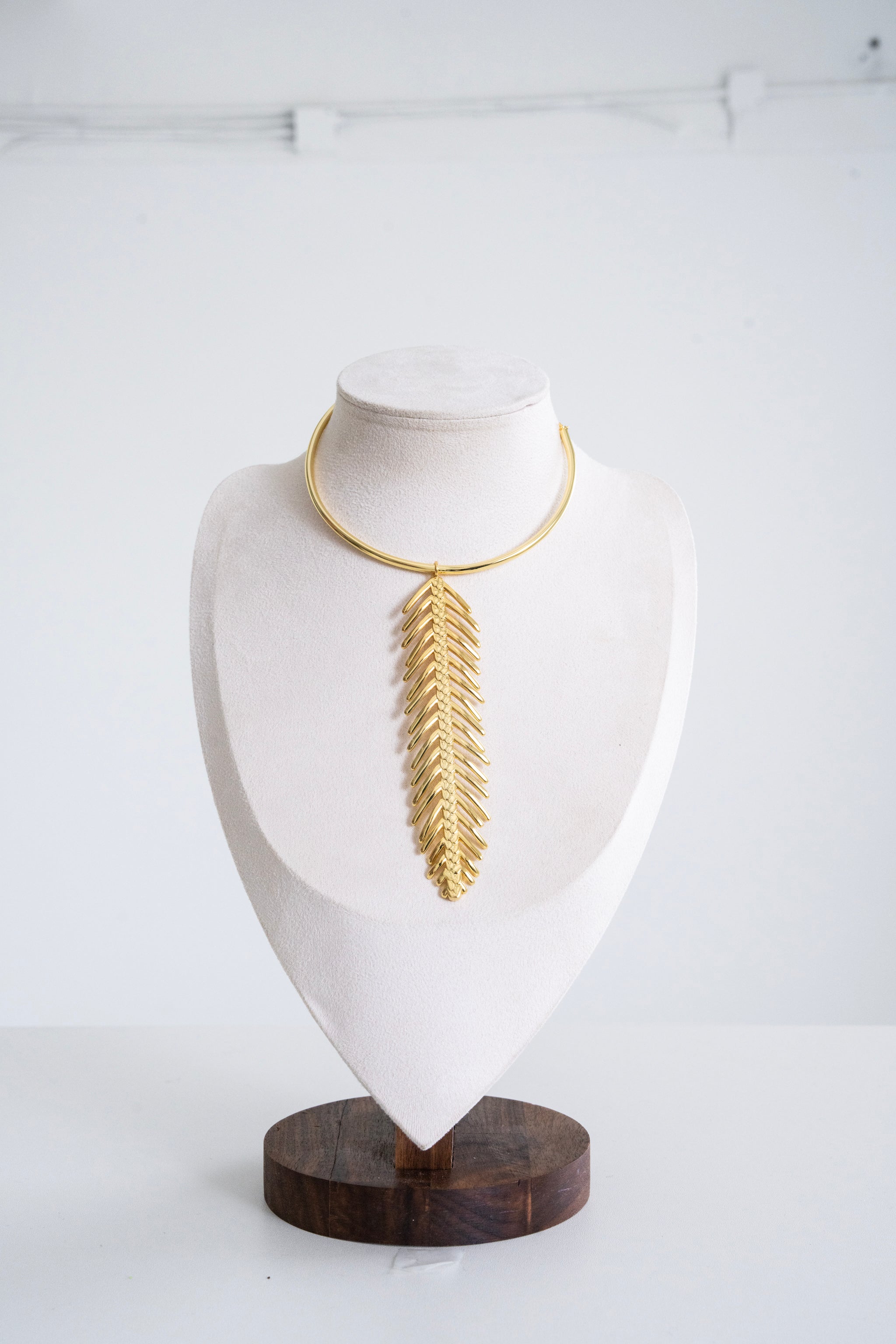 153 Large Plume Necklace