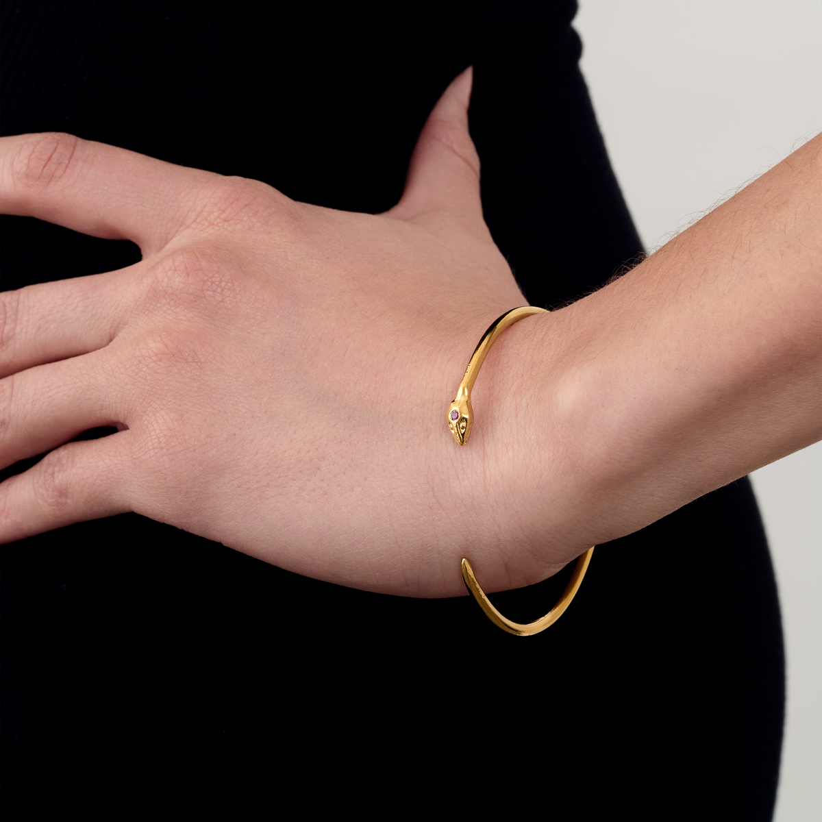 Vertigo Snake Bangle – Nina Berenato Jewelry