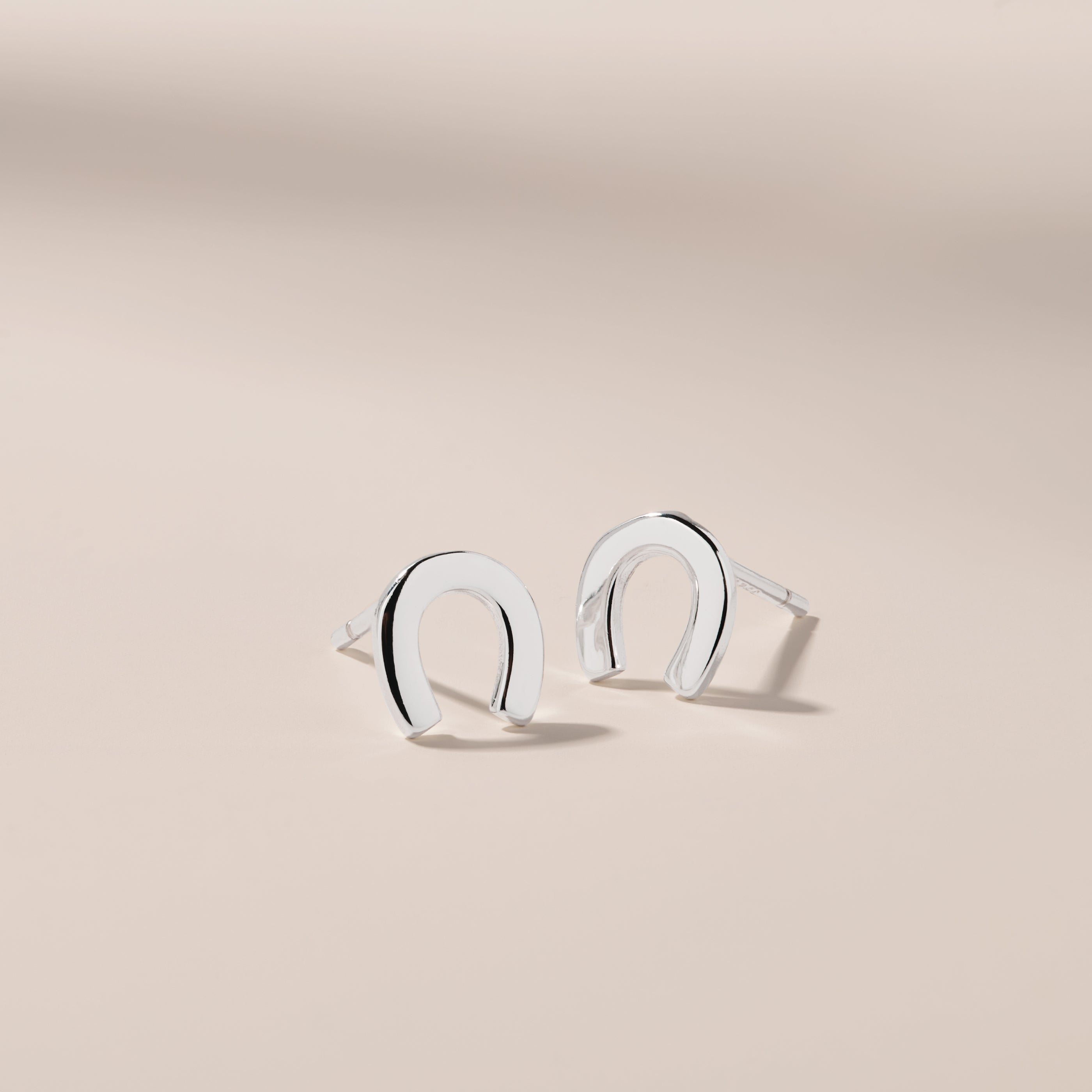 Horseshoes Stud Earring