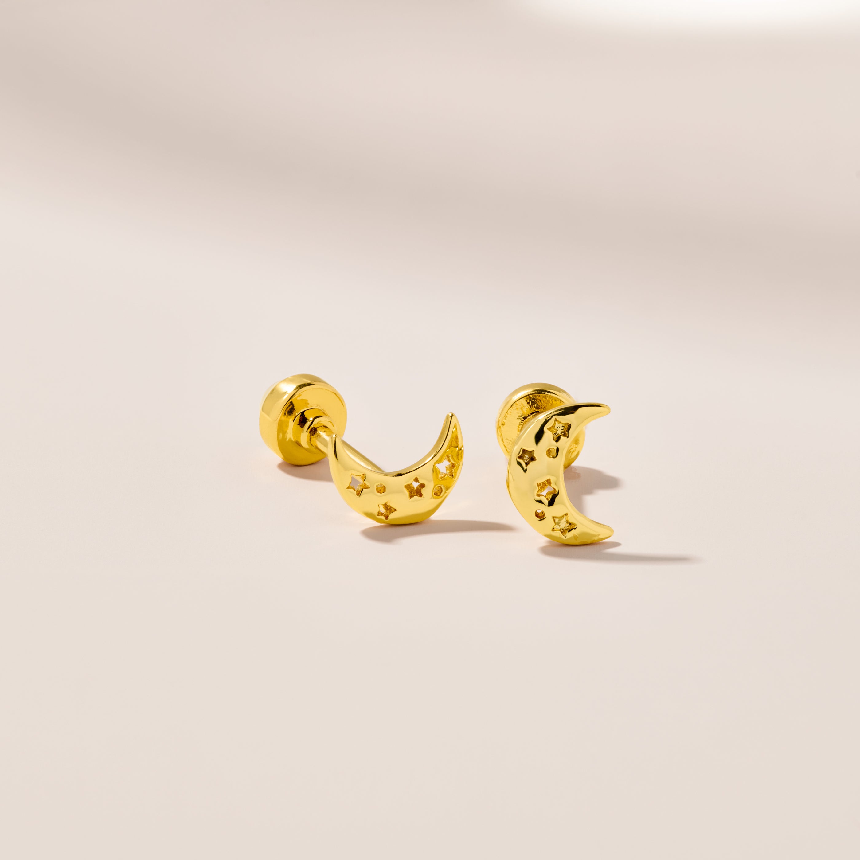 Twin Flame Studs Moon / Moonstone
