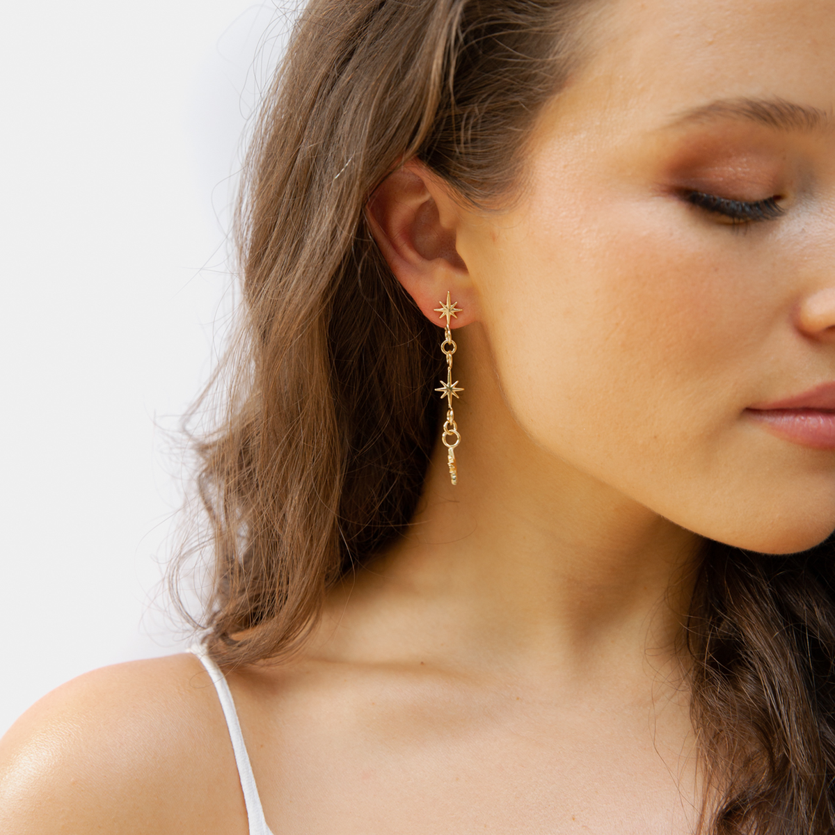 Hanging earring 2025