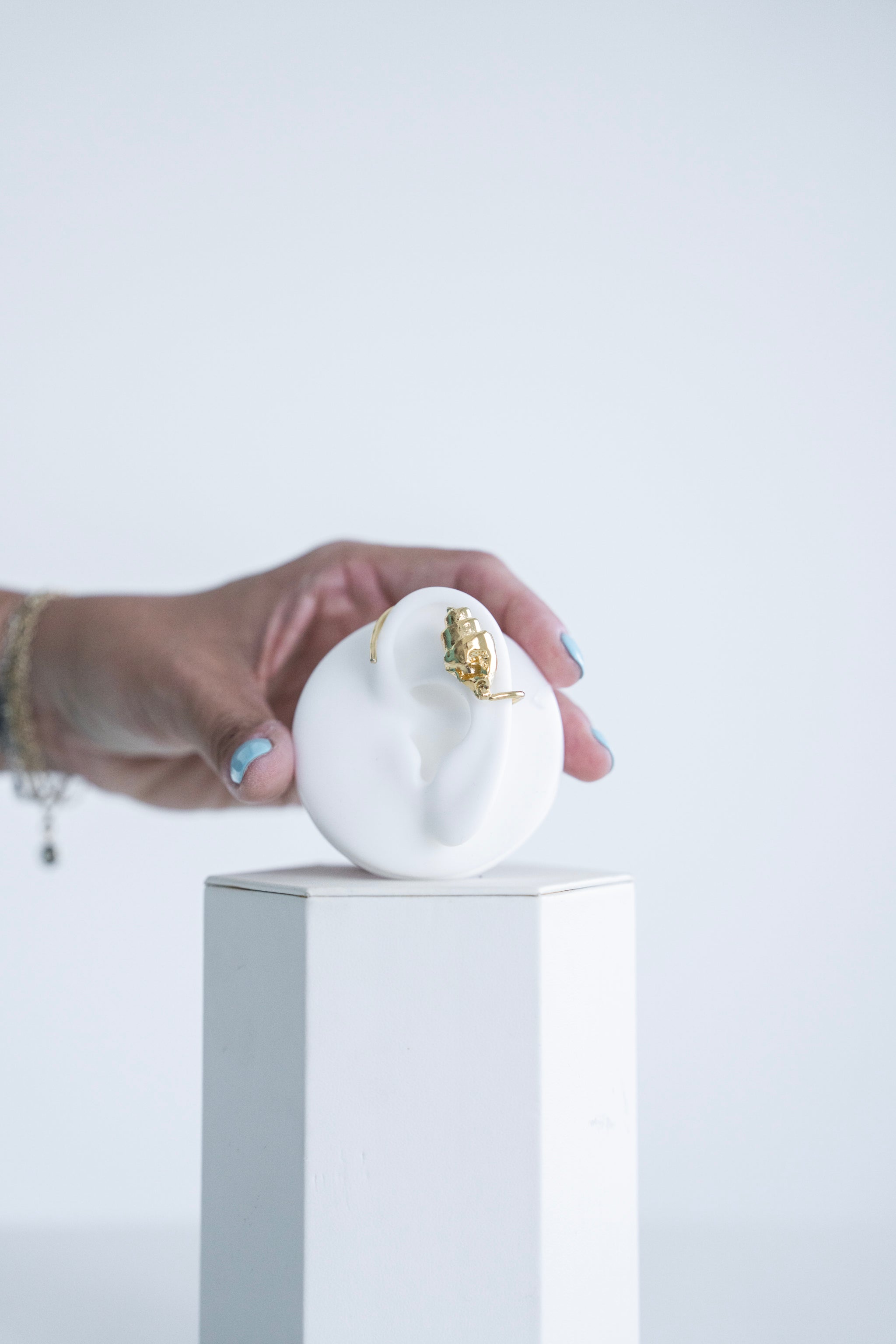 004 Mineral Ear Cuff
