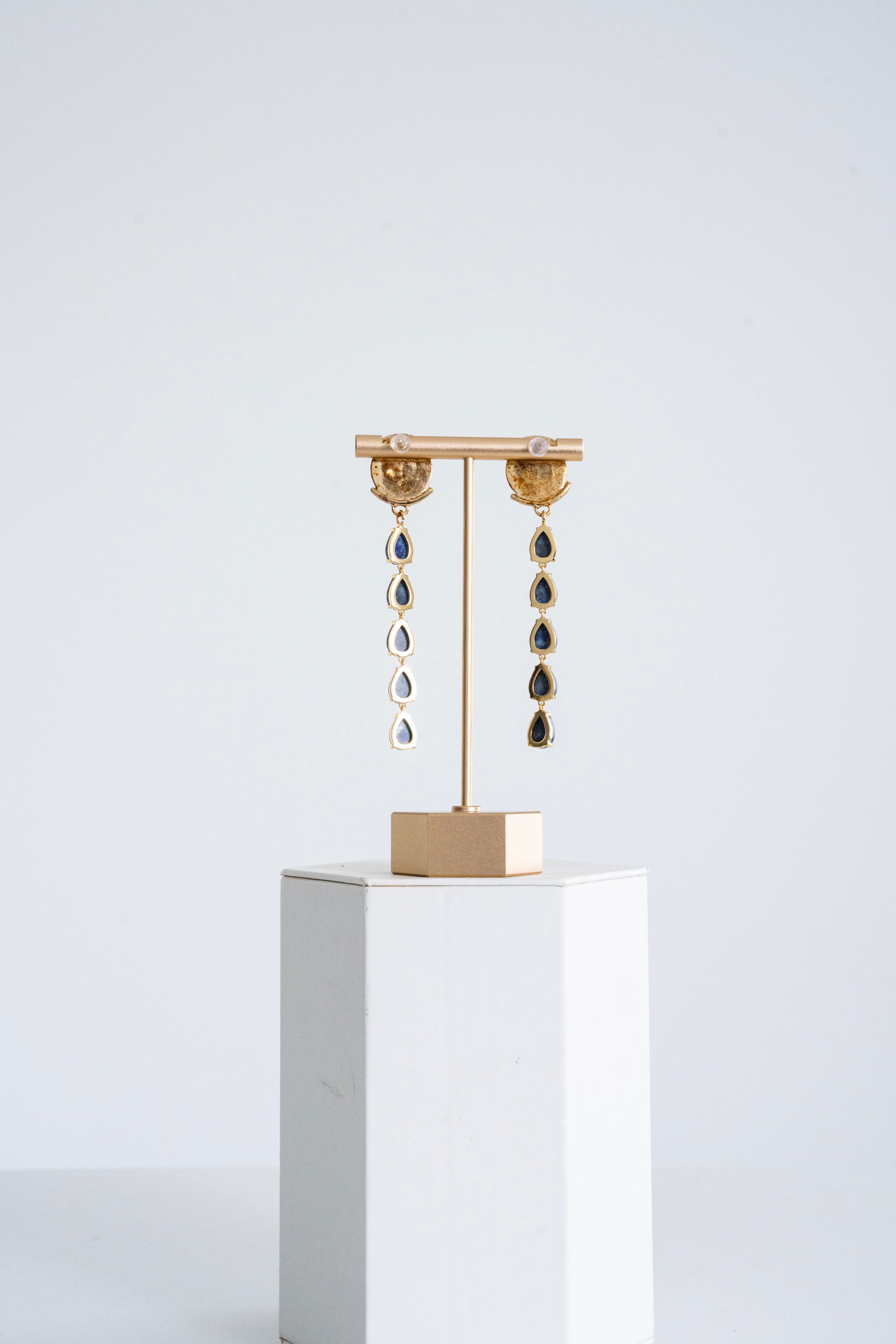 080 Seer Earring