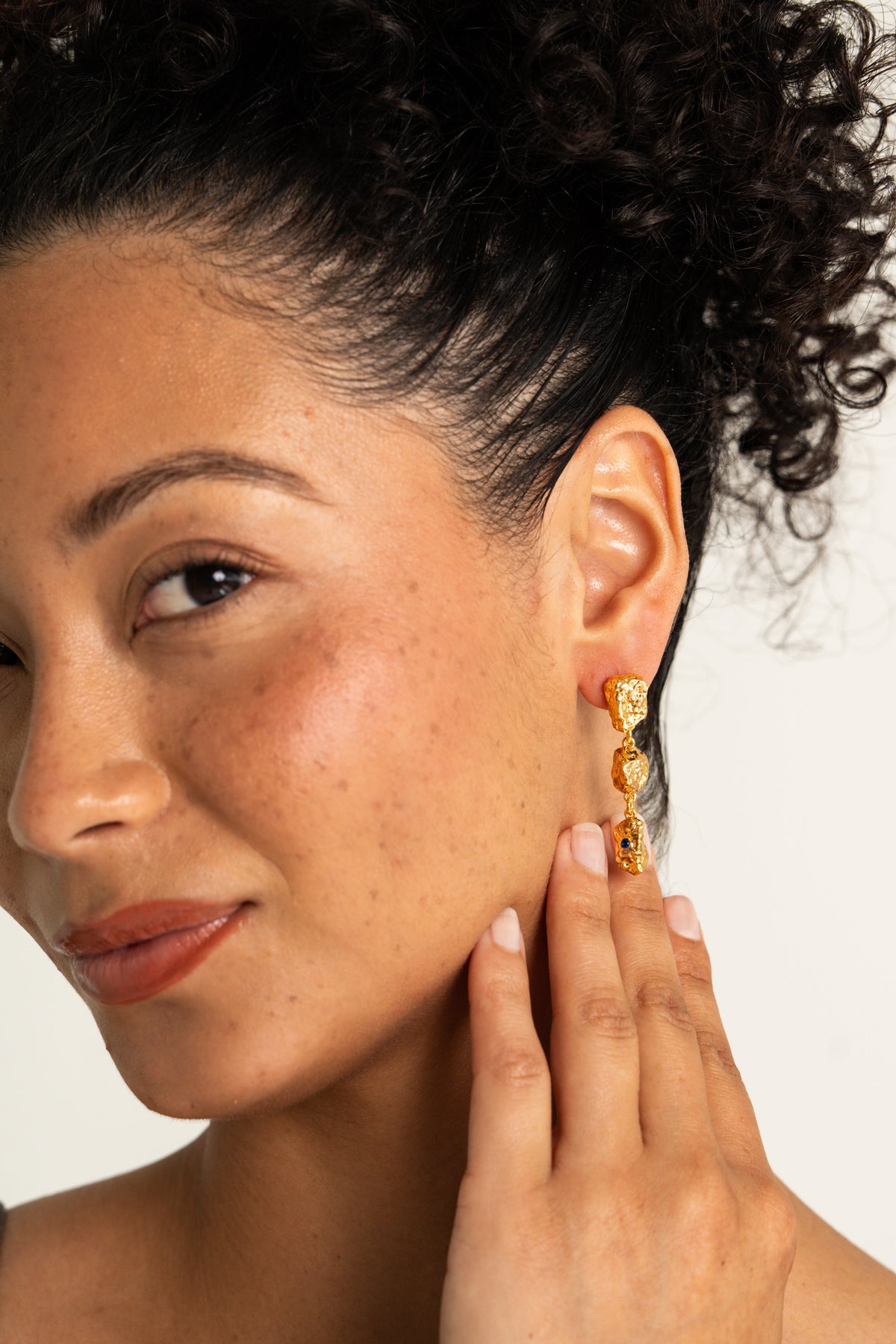 Mini Contrarian Earring
