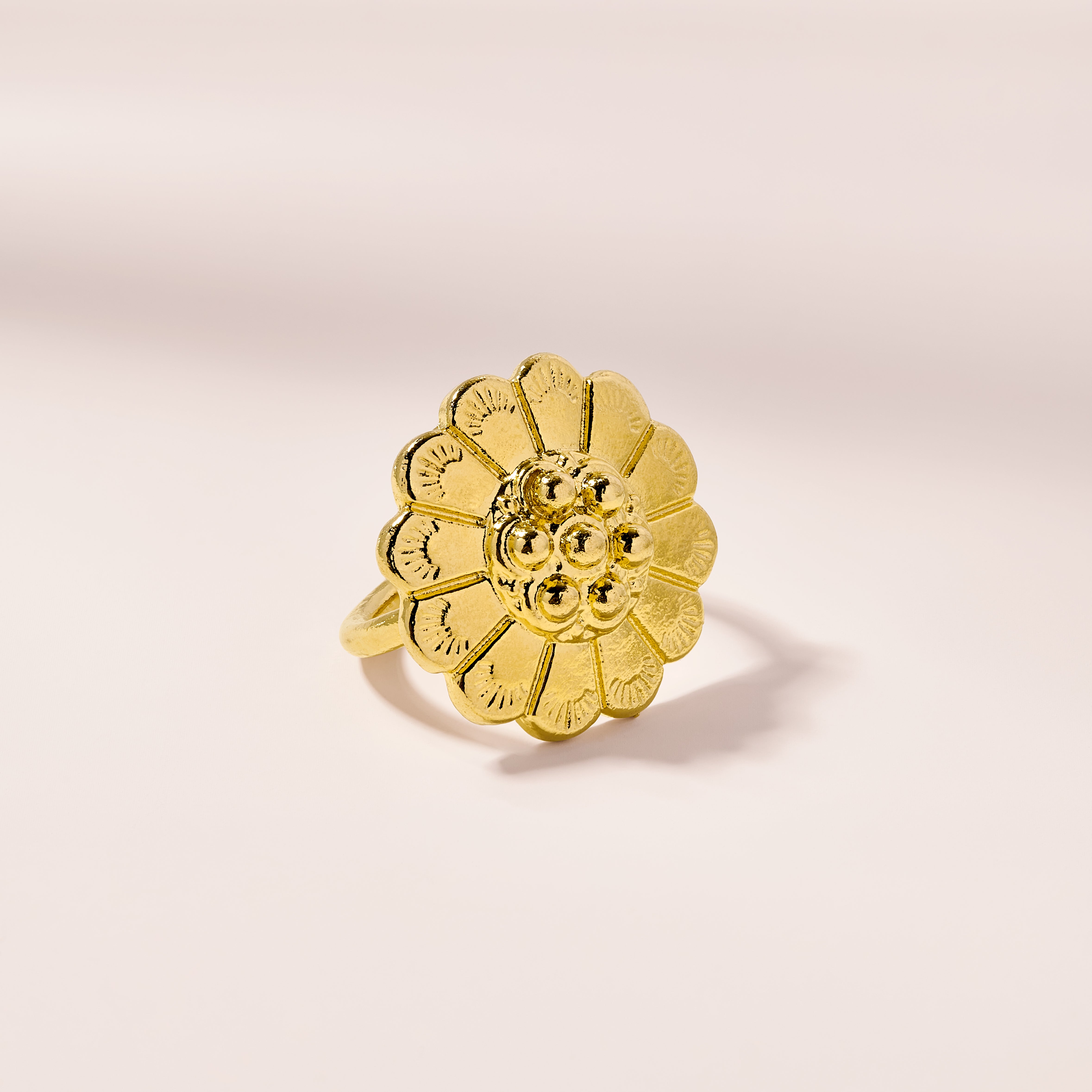 145 Rose's Ring