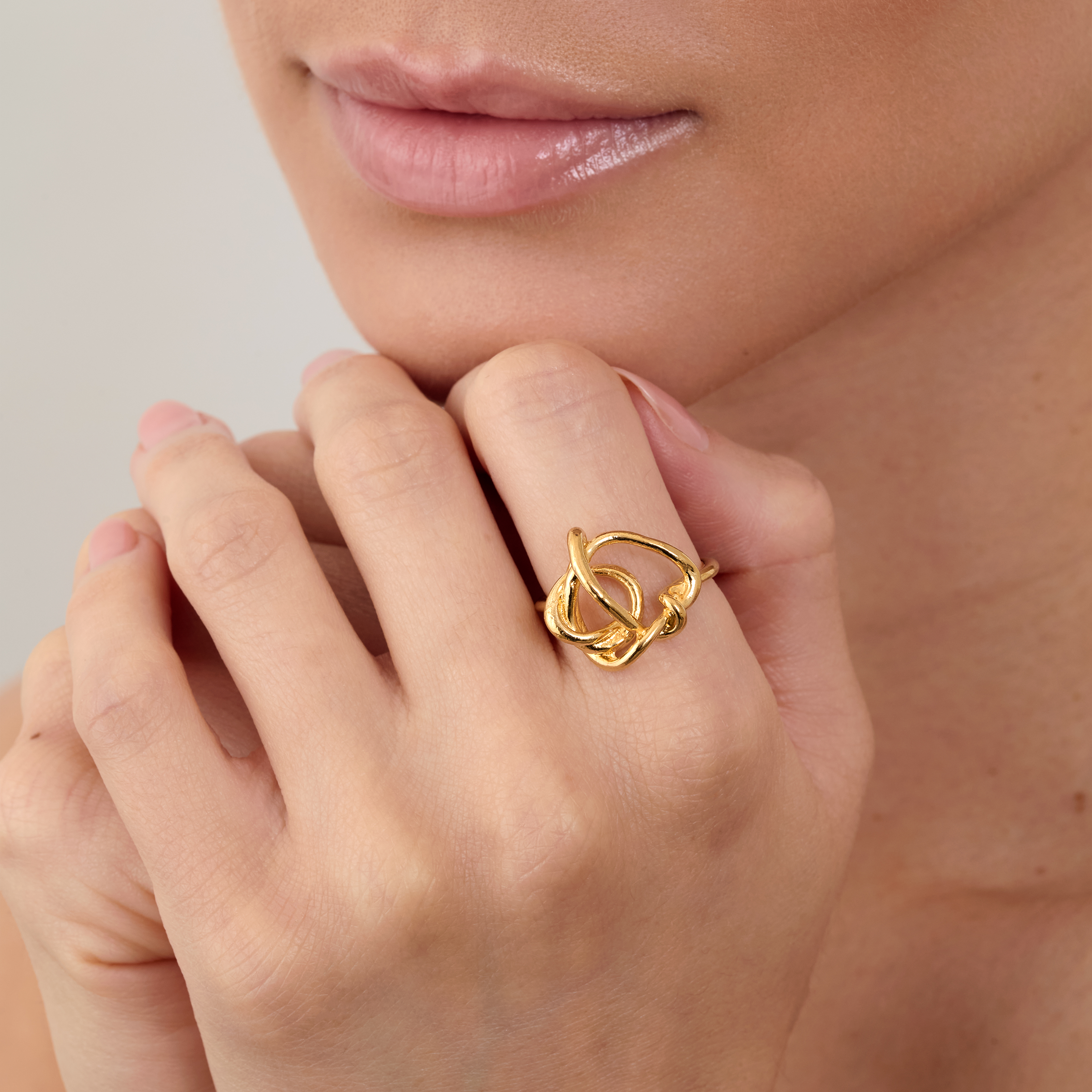 Imperfect Knot Ring